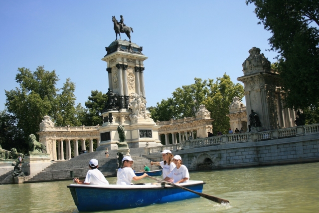Remando en el Retiro